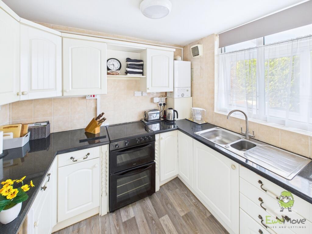 CAM01543G0-PR0124-STILL013