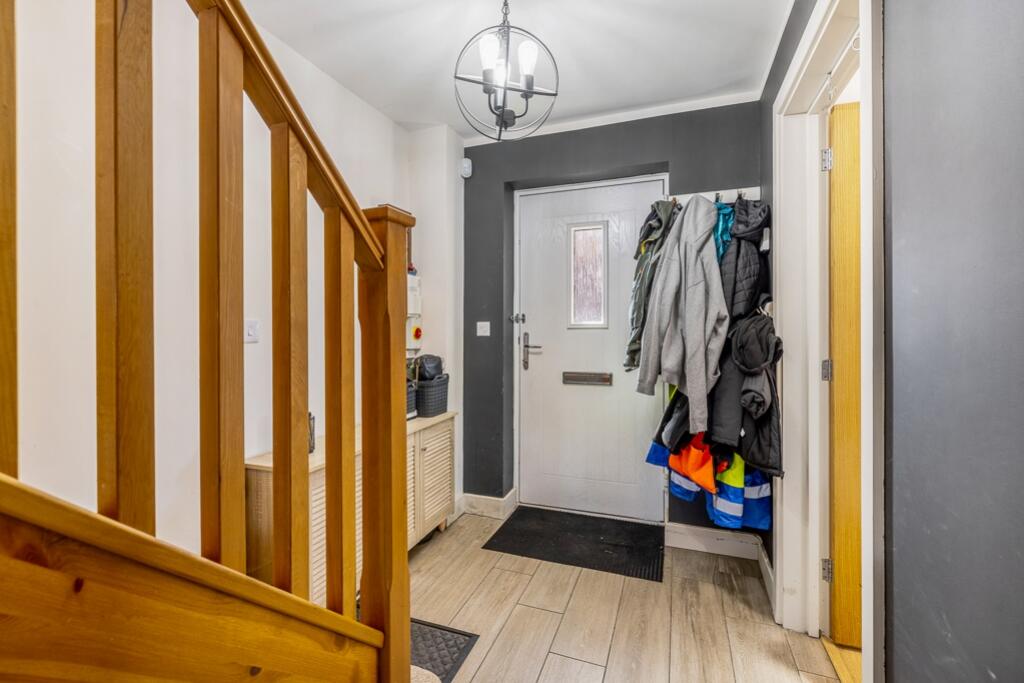 82 De Montfort Gardens (Boston)-9