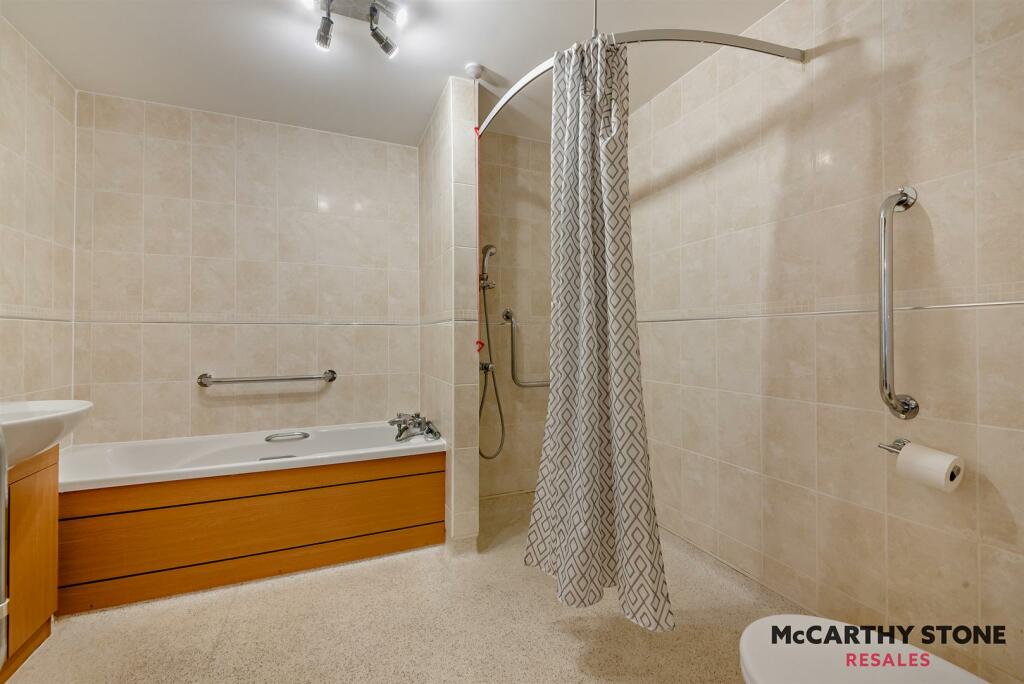 8624044-interior13-800.jpg