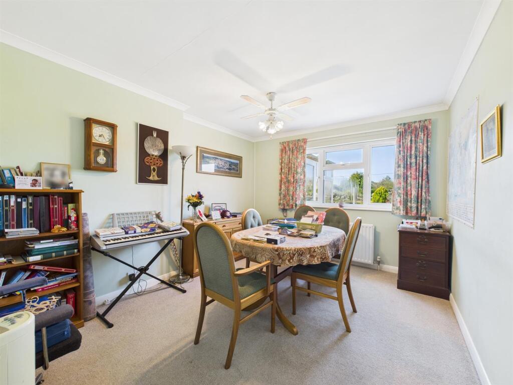 Bedroom or Dining Room