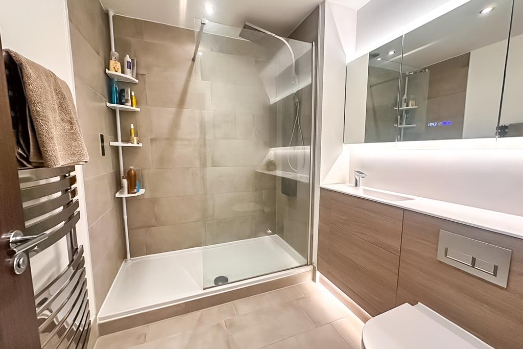 Ensuite