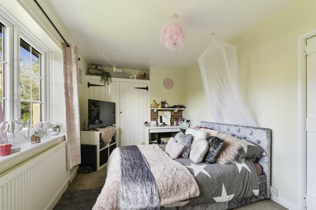 PROFFITS COTTAGE, 5 - (3).jpg