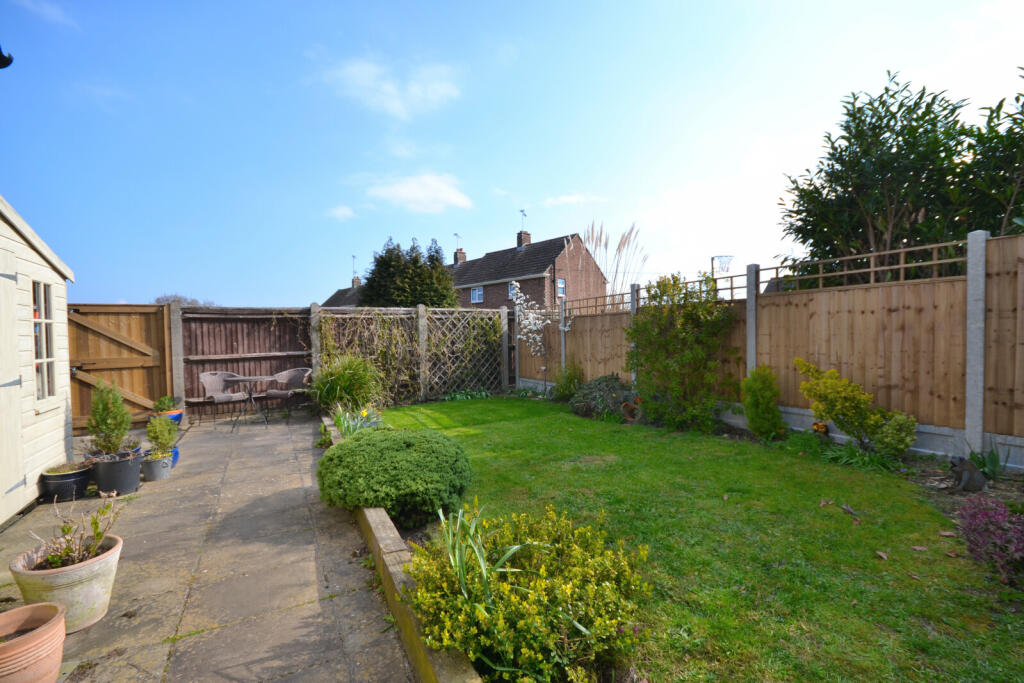 10 Chaffix garden.JP