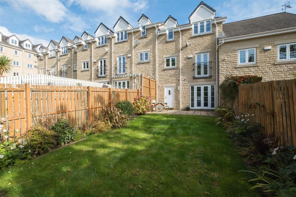 untitled (3 of 21).jpg