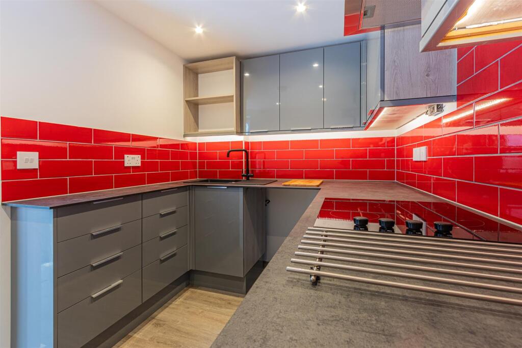 Richards Terrace 61, 2 (5 of 10).jpg