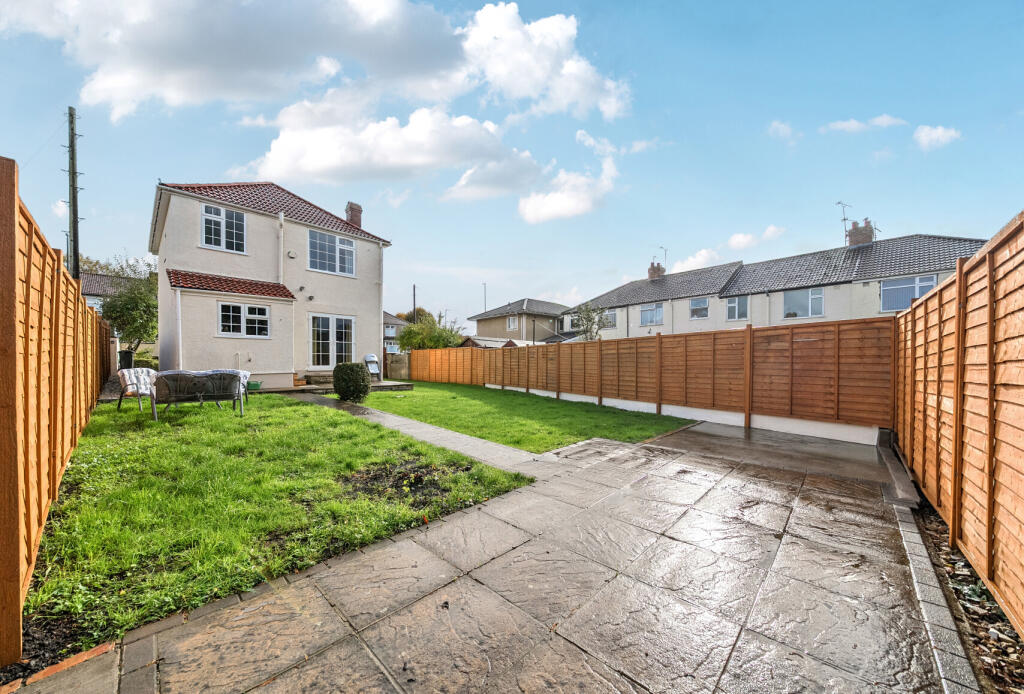 1372724-4-68fb69d...