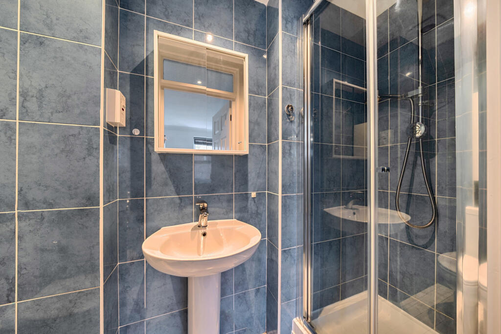 1375712-17-6904ad...