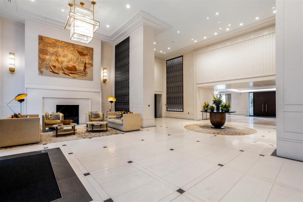 63412_Flat 6, 8 Whistler Square (10).jpg