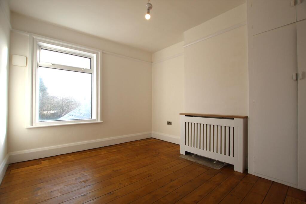 Bedroom 2.JPG