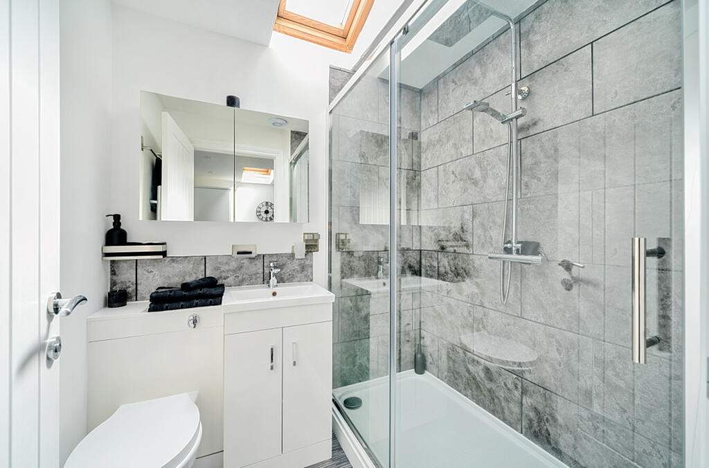 1-681a5d6359c1b-1...