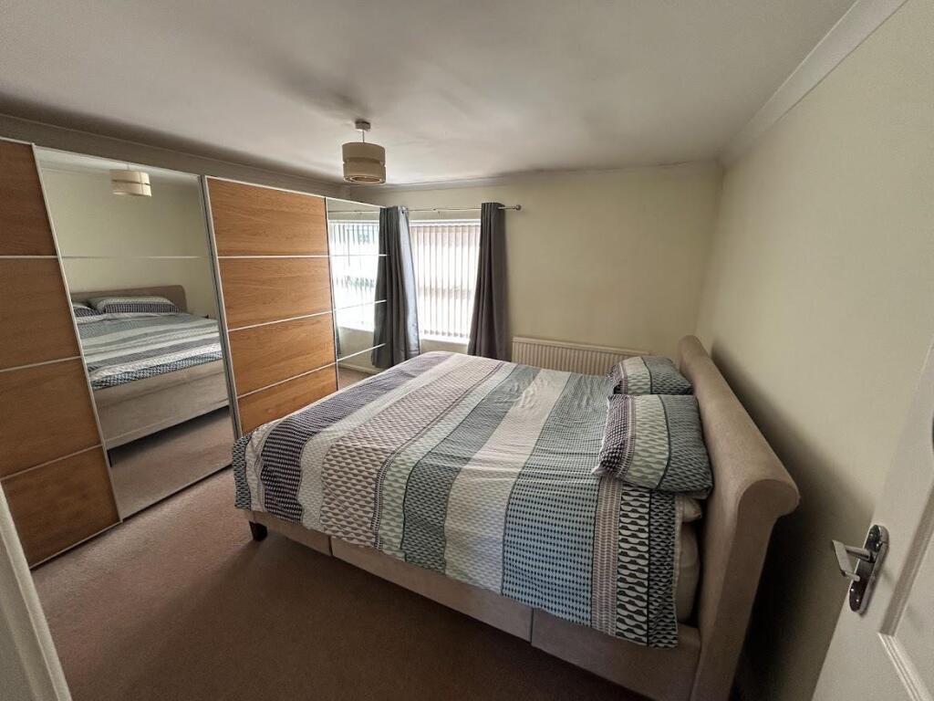 BEDROOM 1