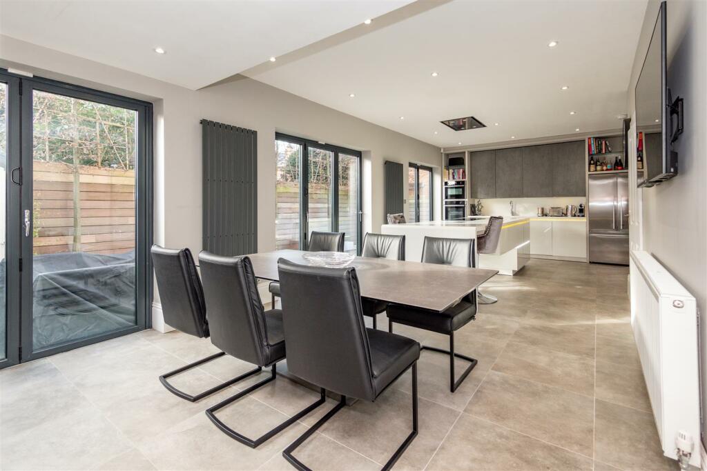 Dining Kitchen 3