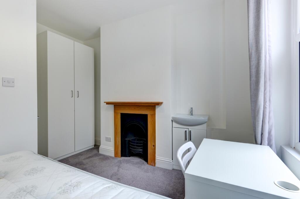 9 Upper Lewes Road Bedroom 2