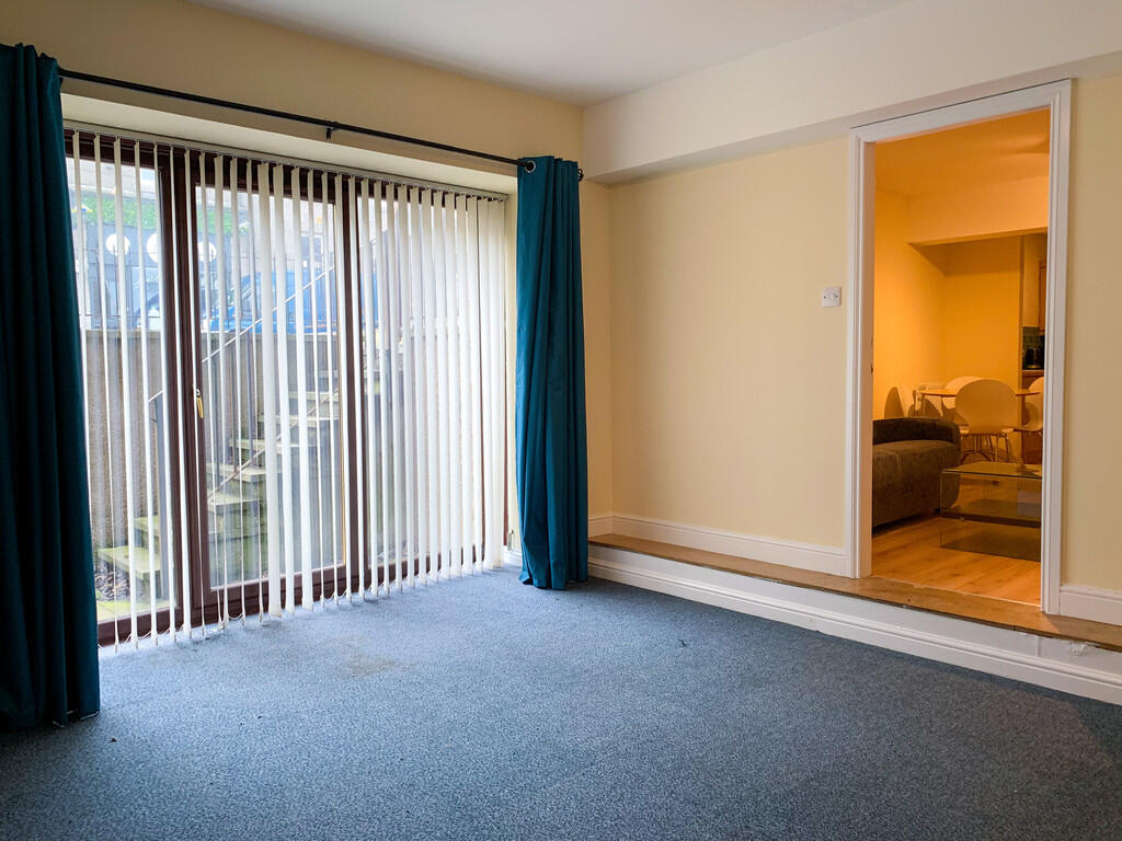 Bedroom 3 / Loung...