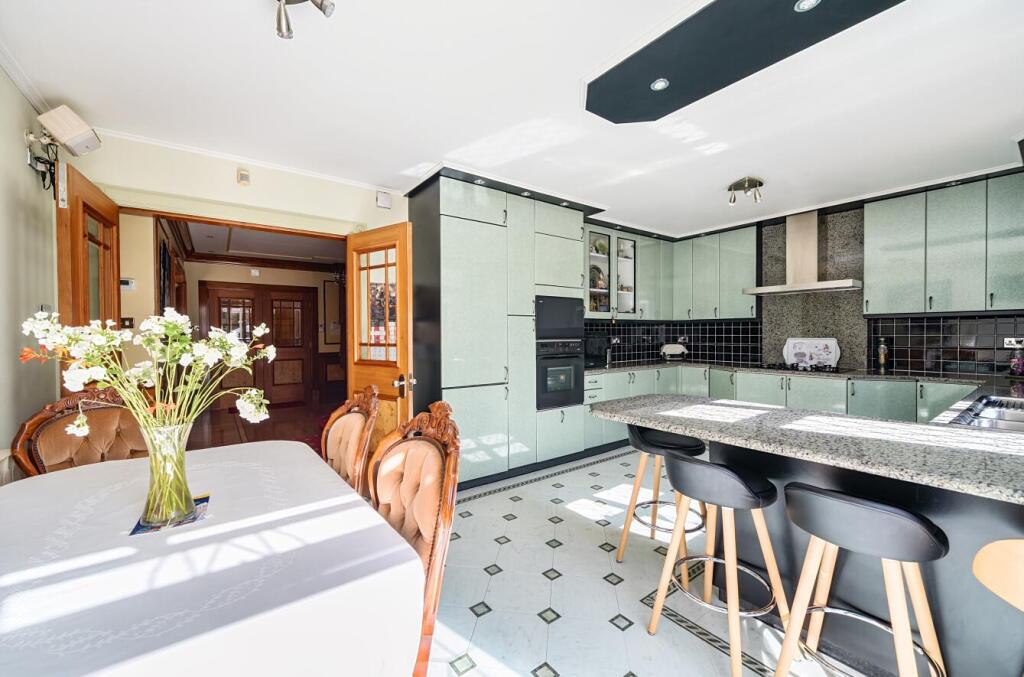 Davidson Frost-Wellings, DFW, Dalkeith Grove, Kitc