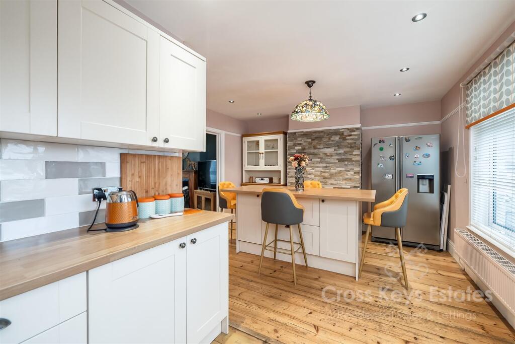 Open Plan Kitchen/Dining Room