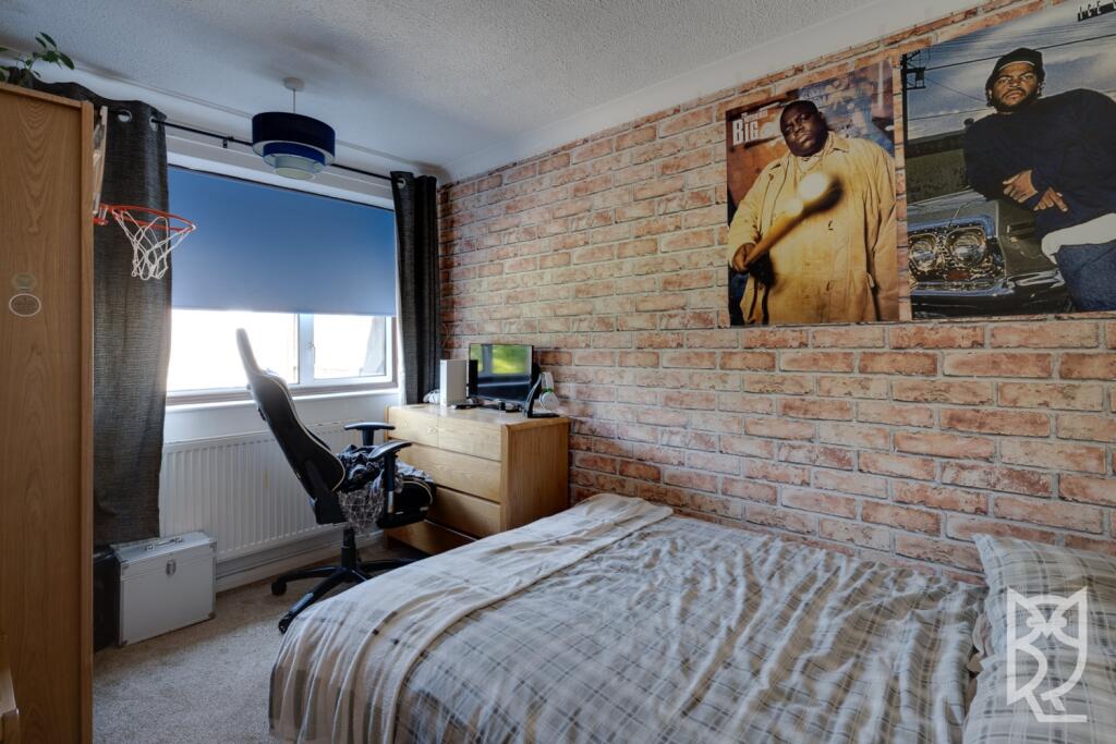 37 Godmans Lane-6