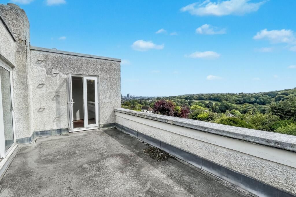 79 Riddlesdown Road, Purley, Surrey, CR8 1DH