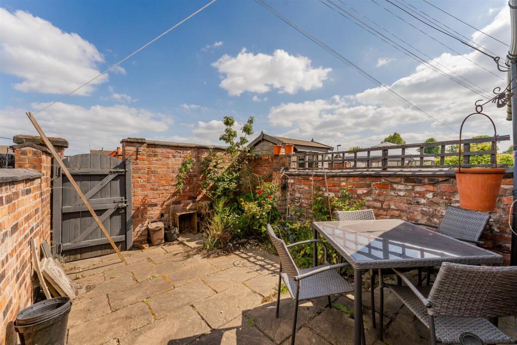 21 Regent Street, Moulton-10.jpg
