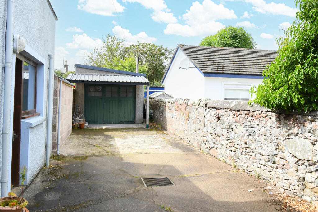 Driveway &amp; Garage