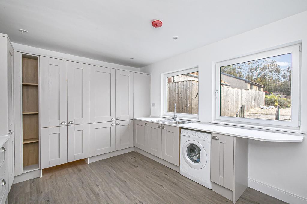 KITCHEN RIGHT