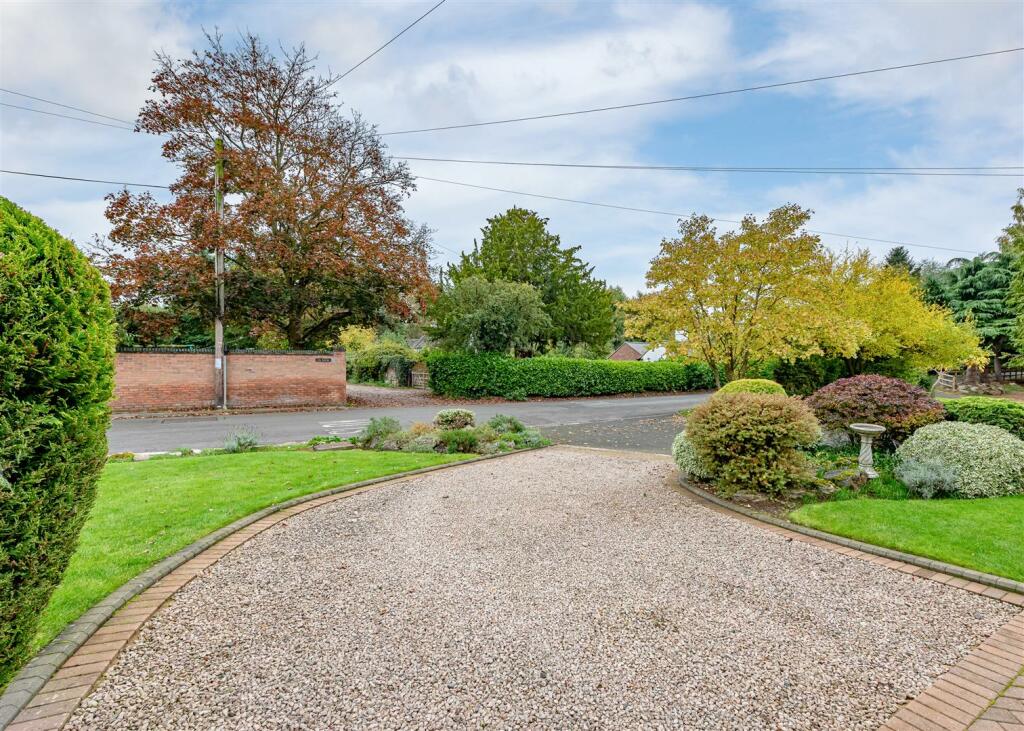 Cornerways-External 1.jpg