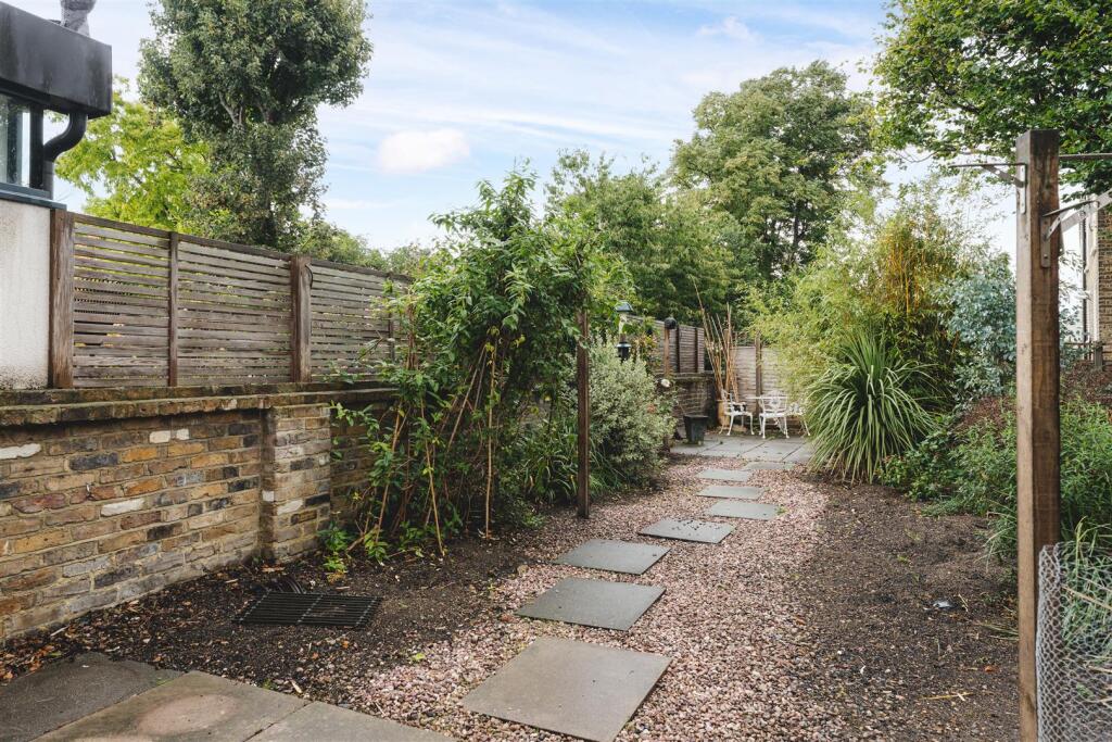 Rushmore Road-10.jpg