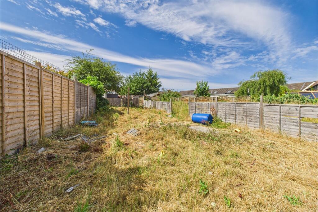 2 - 4 Parsons Avenue, Stoke Gifford, Bristol BS34 