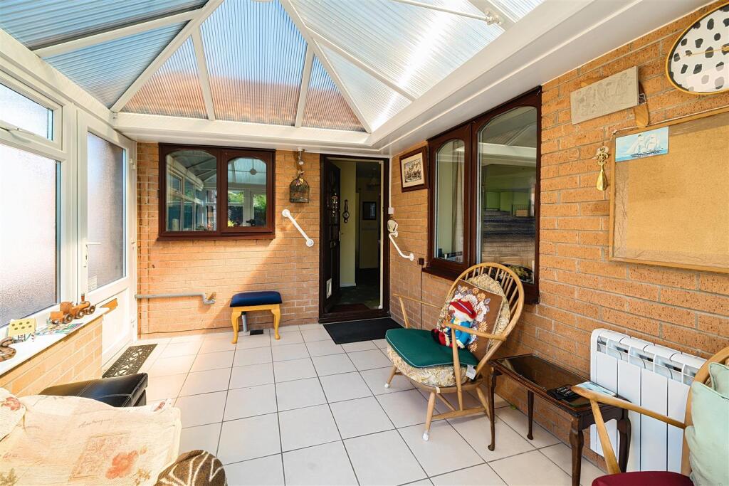 6 Lodge Close, Ashby de la Zouch