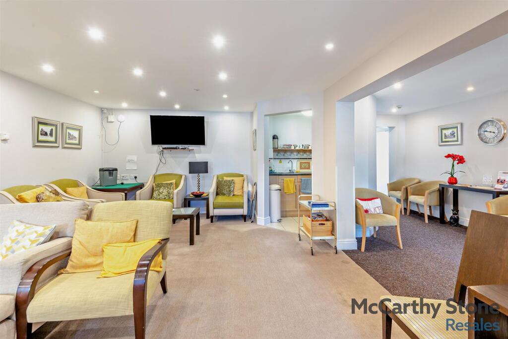 8656702-interior10-800.jpg