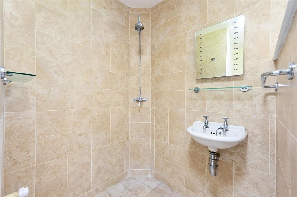 PROFFITS COTTAGE .jpg