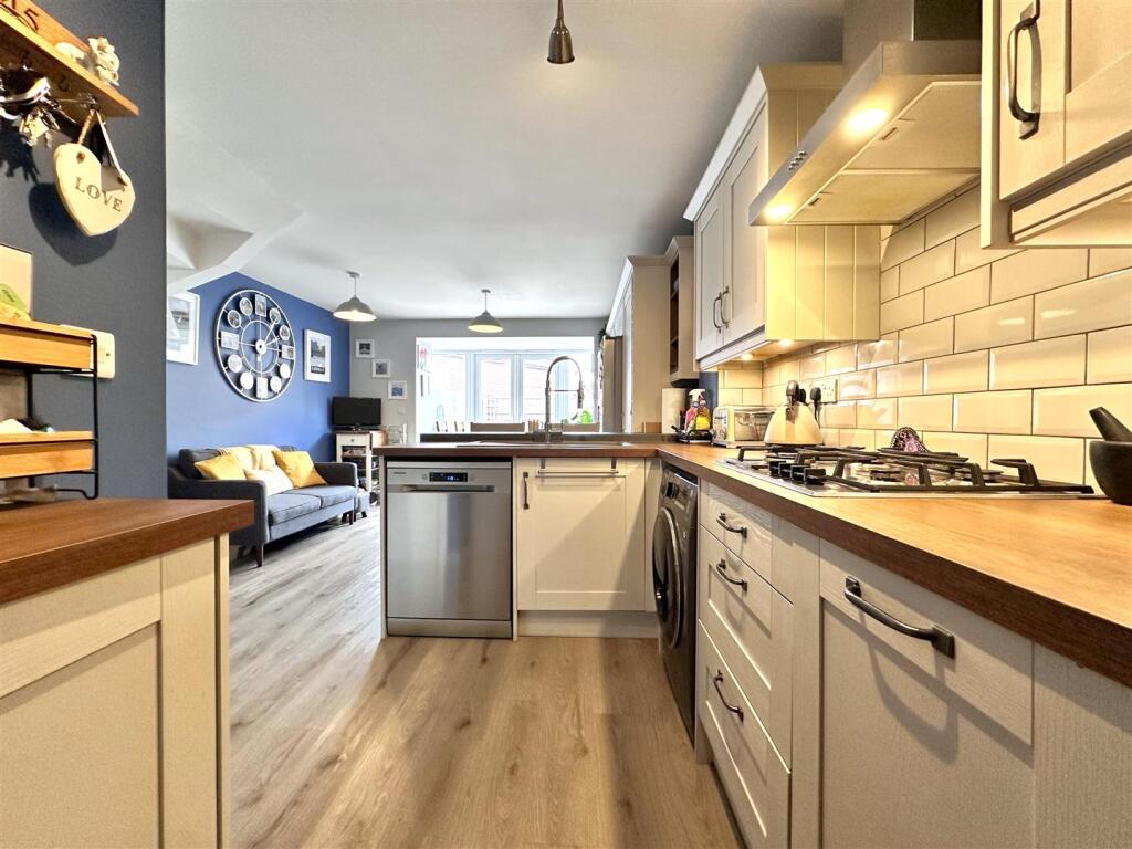 Kitchen 141