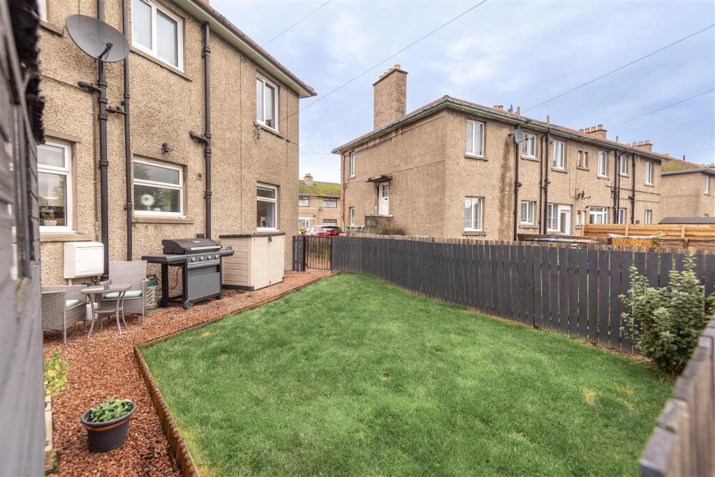 68 Balvaird Place-22.jpg