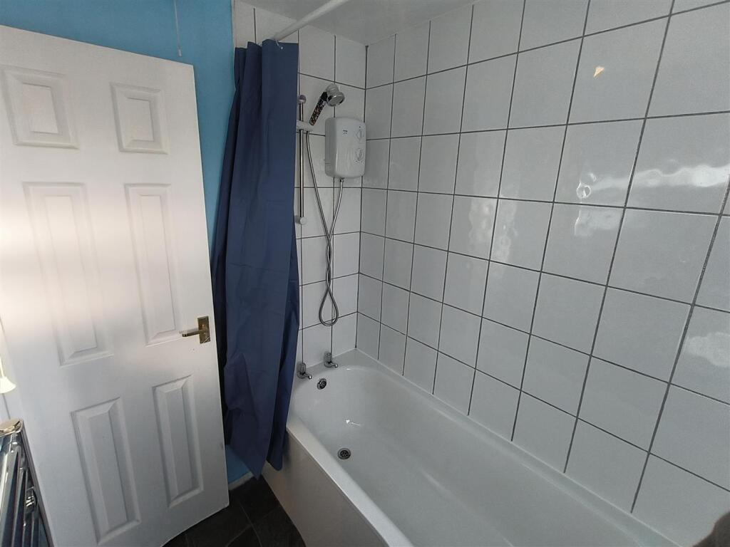 BATH 1.jpg