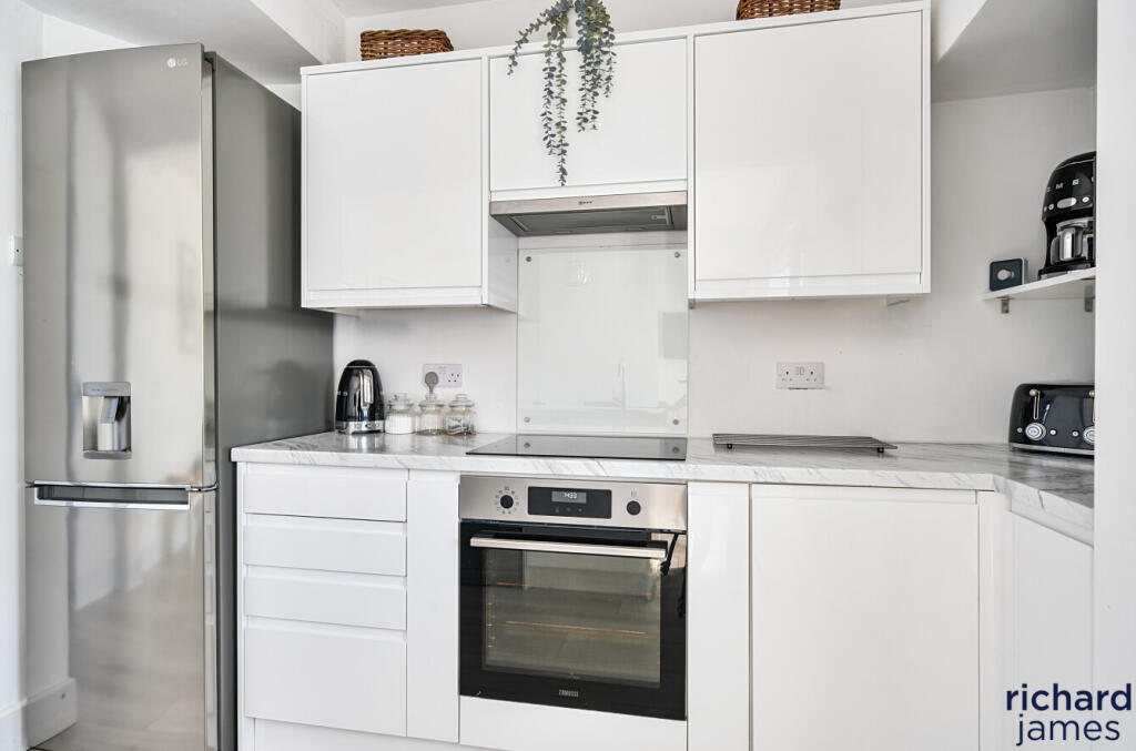 14d3ca8bac894935ba8ecd8f0ad5d893