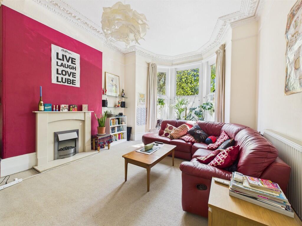 CAM03974G0-PR0130...