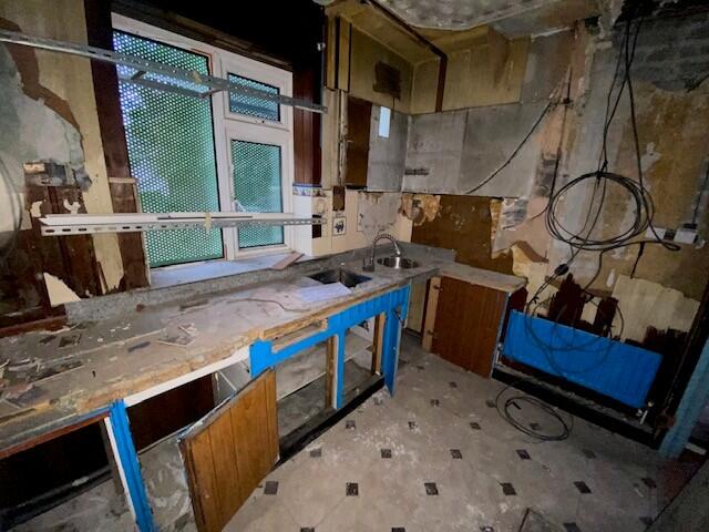 KITCHEN 3 T202510231607.jpg