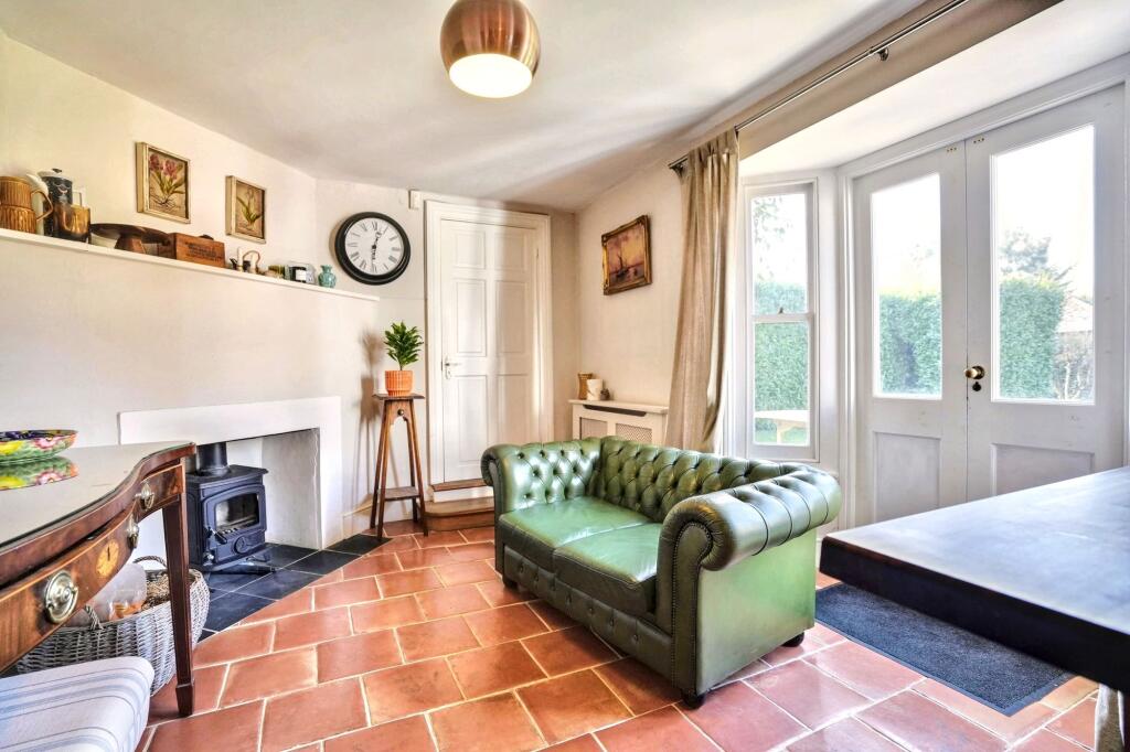 Kitchen reception area