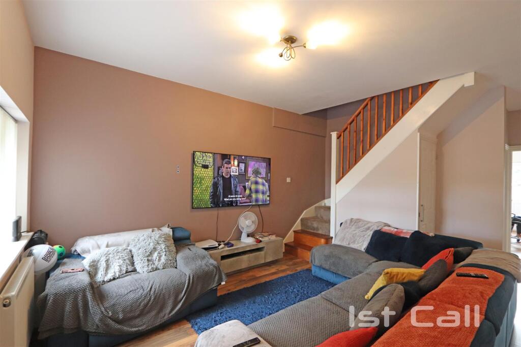 Lounge2.jpg