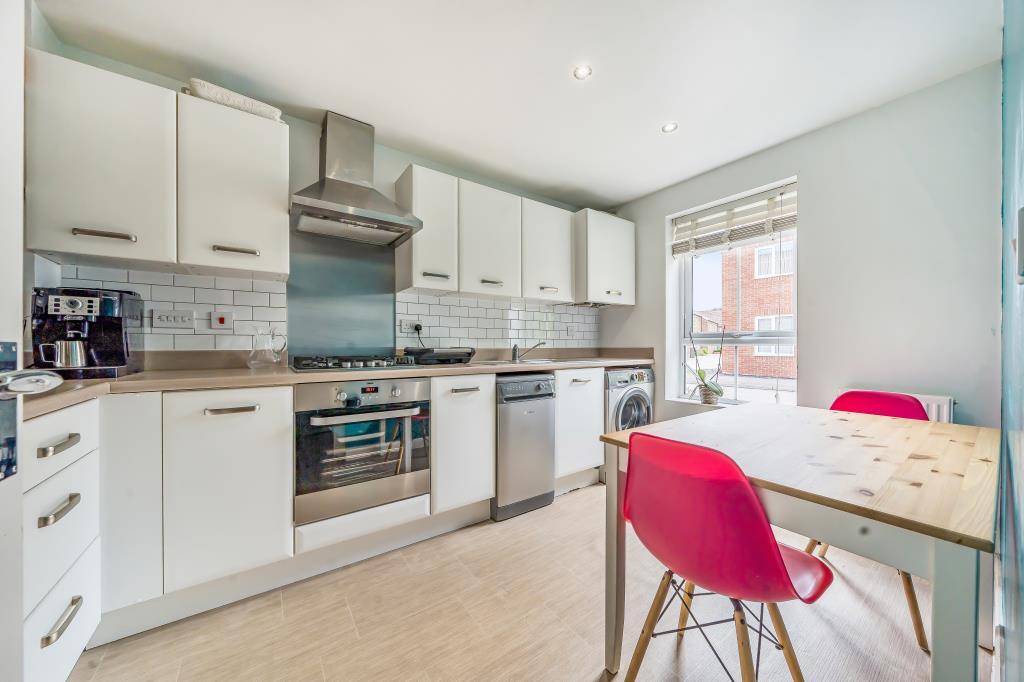 Kitchen/Dining Area