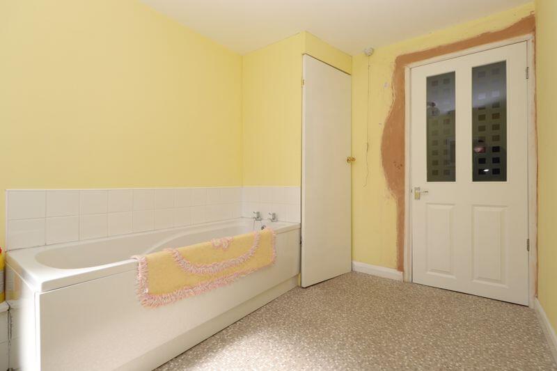 First Floor Family Bathroom