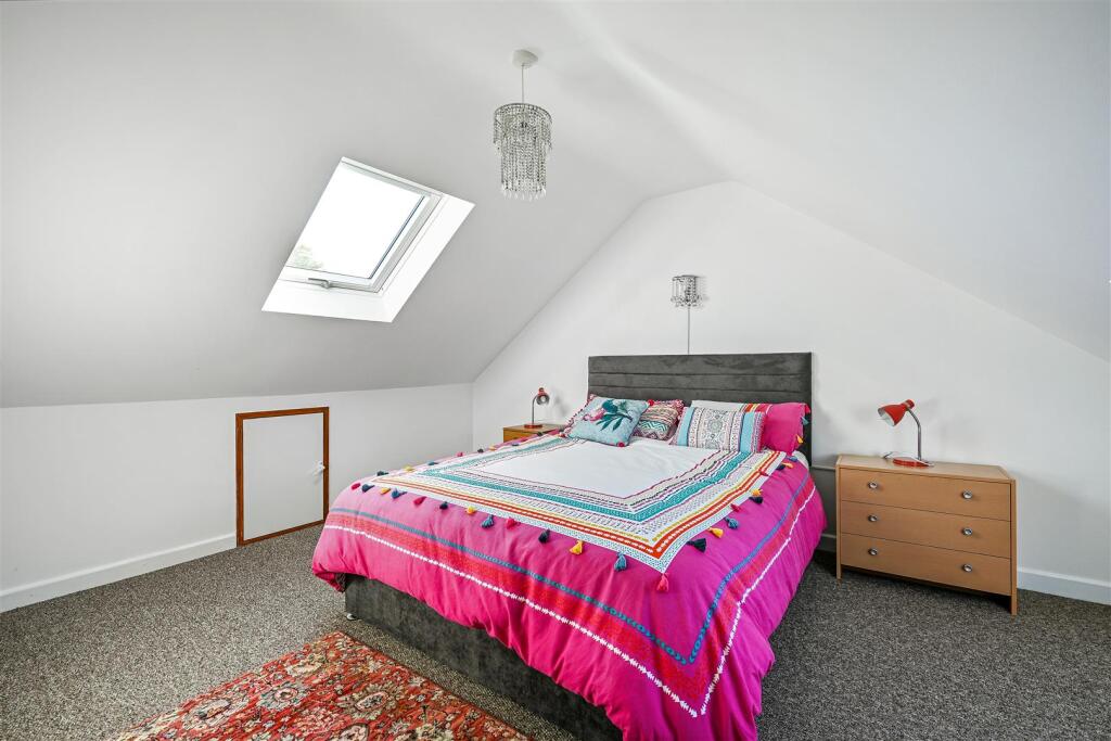 Bedroom 3.jpg