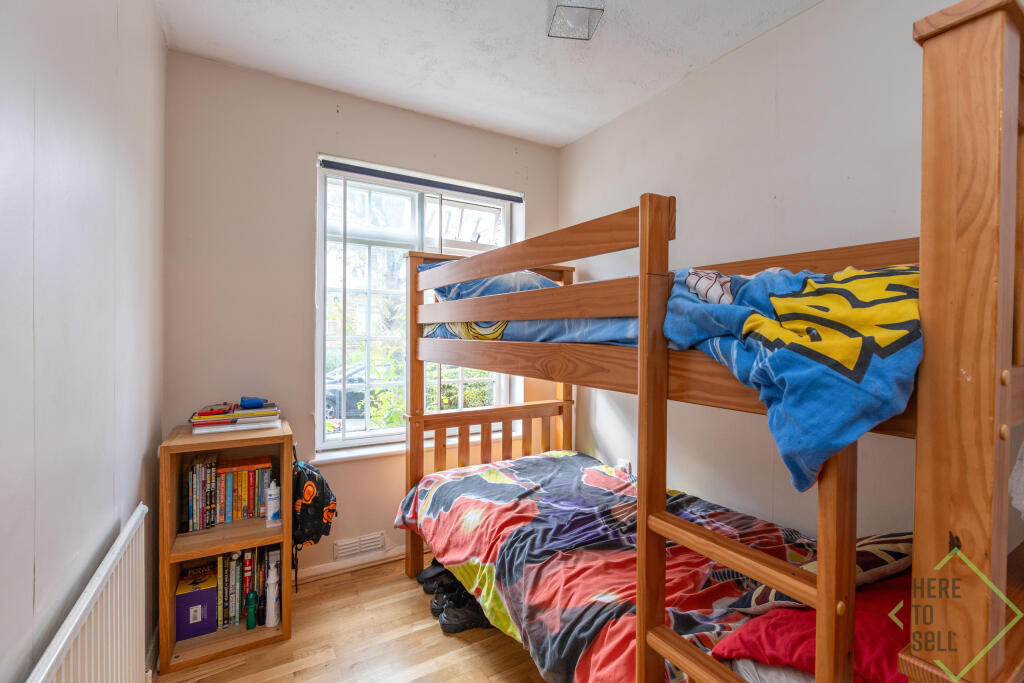 20 Crofton Way, Enfield, EN2 8HS-12