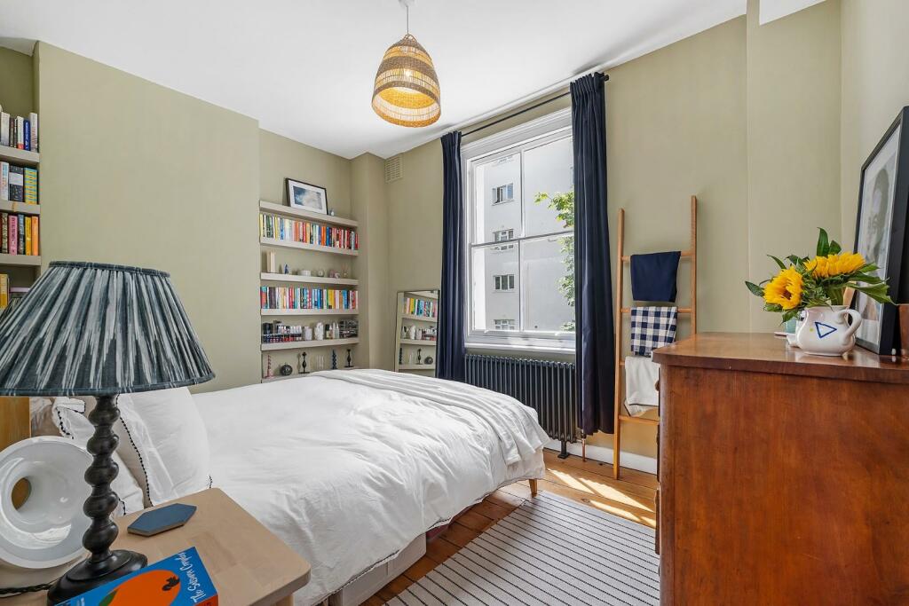 Bedroom.JPG