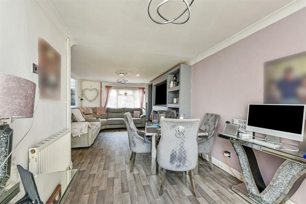 Lounge/Diner
