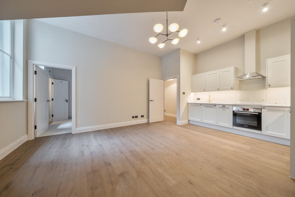 Living Room/Kitchen