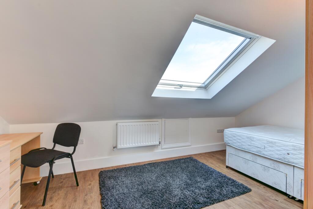 29 Hollingbury Road Bedroom 6