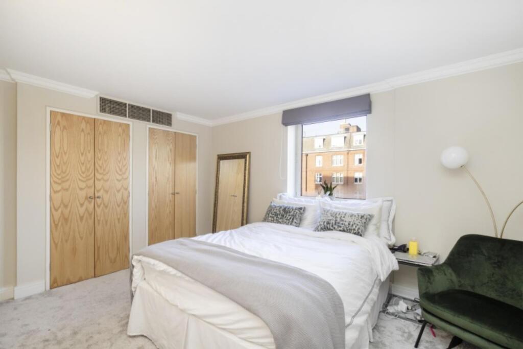 Consort Rise bed3_lge