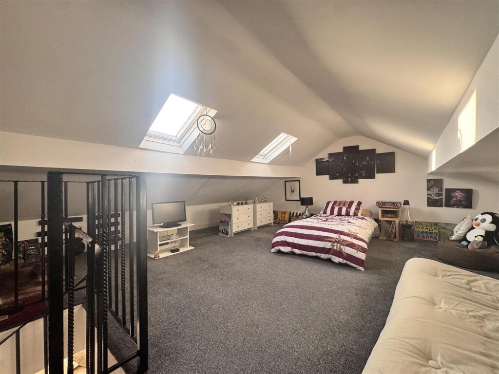 Bedroom four  / Attic