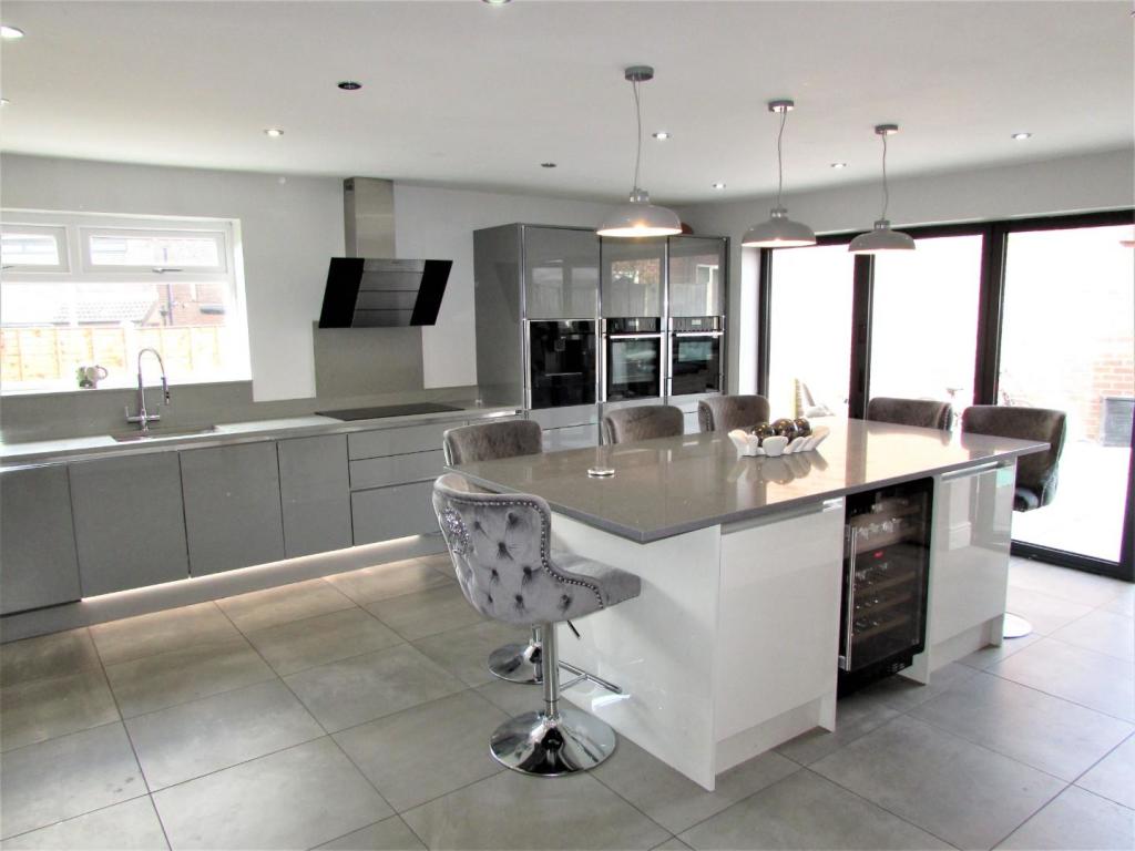 NorfolkCres41kit1.JPG